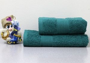 Полотенце махровое 70х140 темно-зеленый 450 гр. Узбекистан